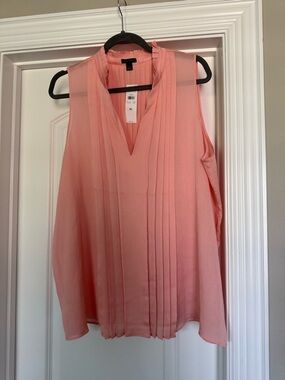 Ann Taylor Coral Pink Pleated V-Neck Sleeveless Blouse